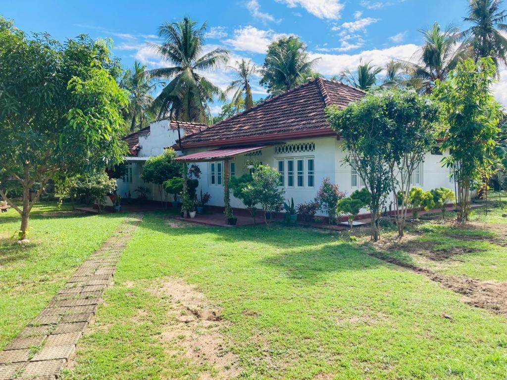 Glorious Villa Тангалла Экстерьер фото