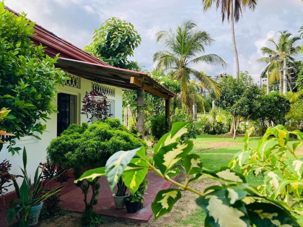 Glorious Villa Тангалла Экстерьер фото