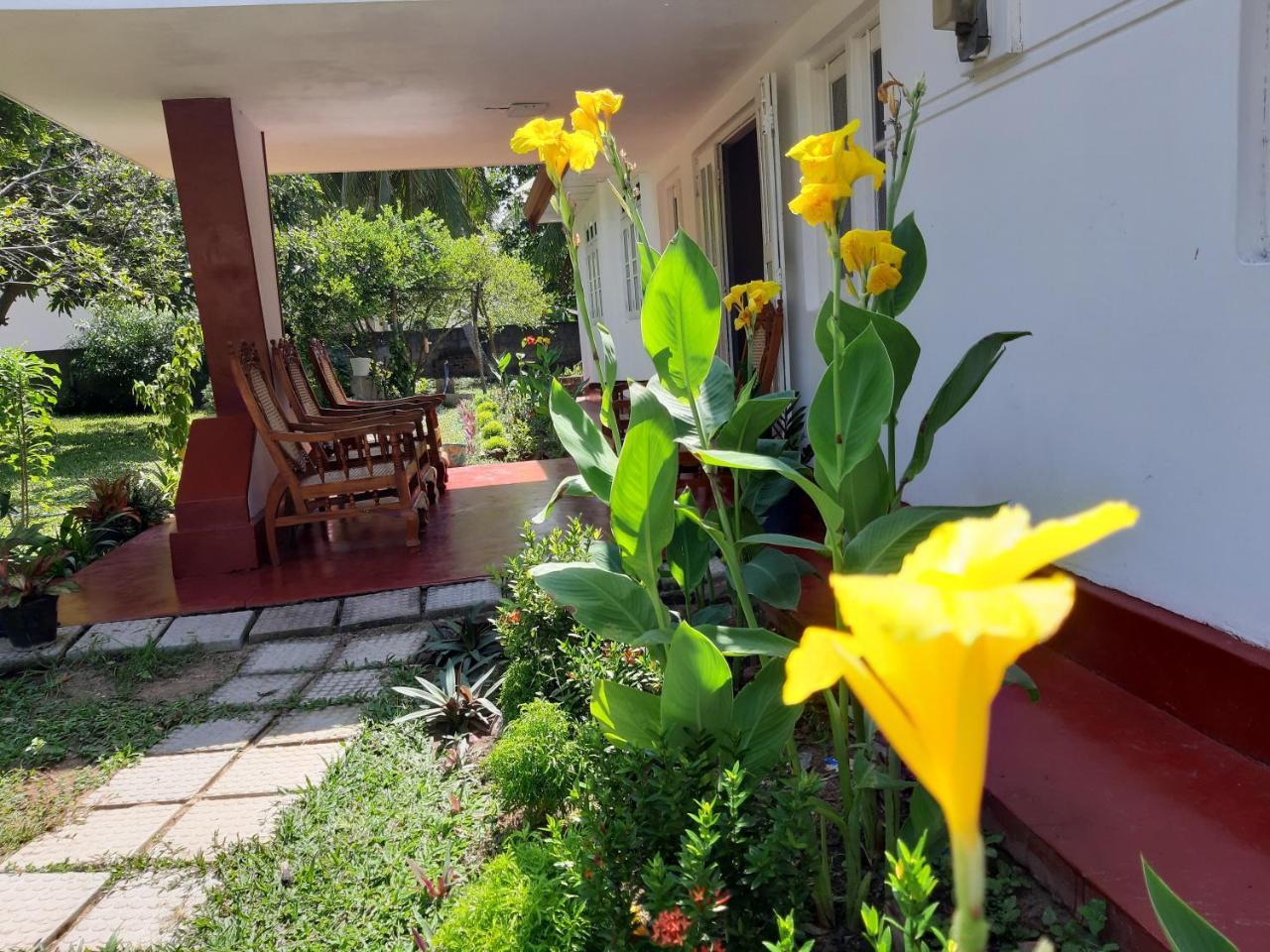Glorious Villa Тангалла Экстерьер фото